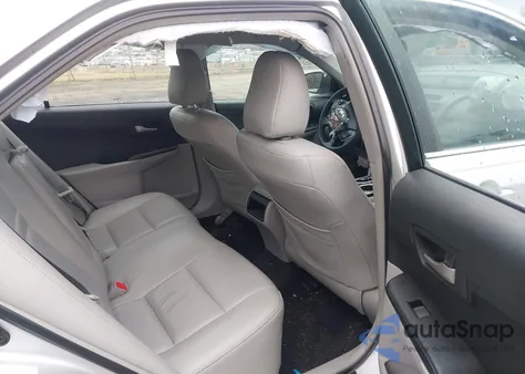 2013 Toyota Camry Le z USA, uszkodzony, nr VIN 4T1BF1FK6DU661872